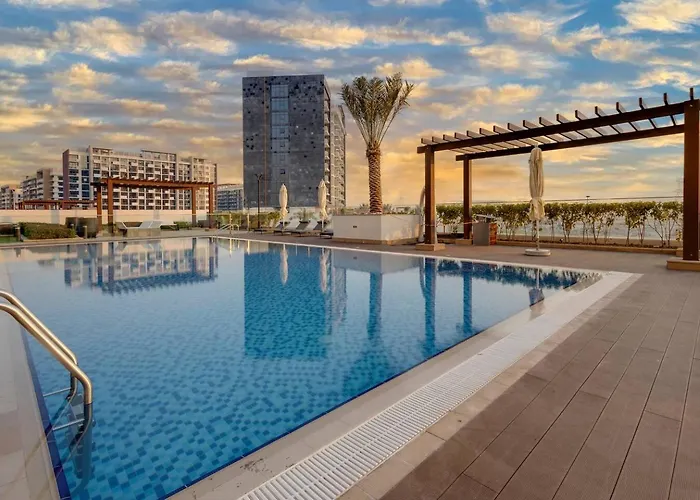 Elegant 2-Br Gem Quick Access Downtown Dubai